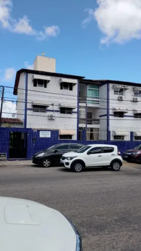 Vendo apartamento no Alecrim, com 02 quartos