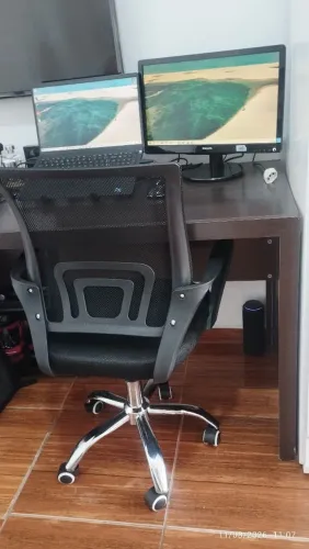 Cadeira de Escritório / Home Office Nova