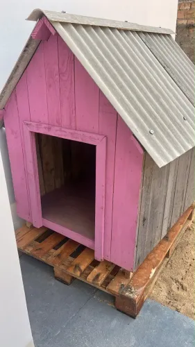 Vende-se casa pra cachorro *78)