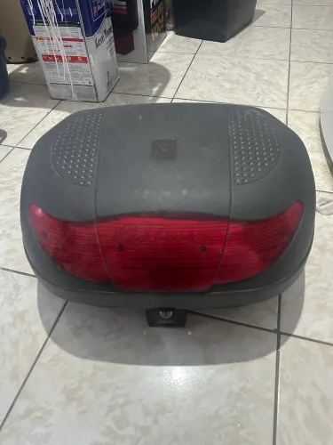 Baú de moto