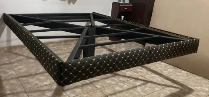 Cama Suspensa em Aço 