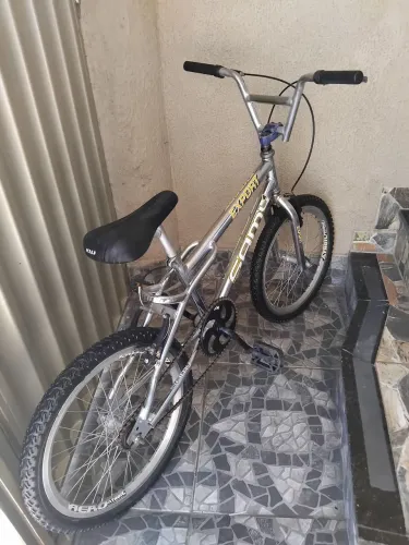 Bicicleta aro 20 cromada