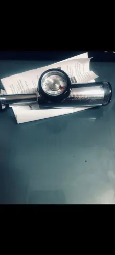 Regulador de oxigênio hospitalar (click)