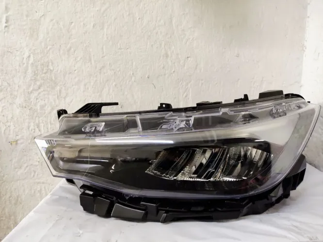 Farol Fiat Fastback 2022/2026, lado esquerdo, Full LED, Original