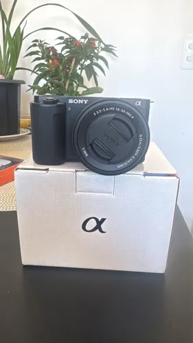 Câmera Sony ZVE10