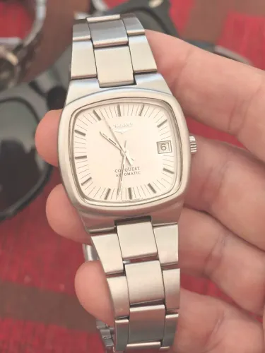 Longines Conquest automático