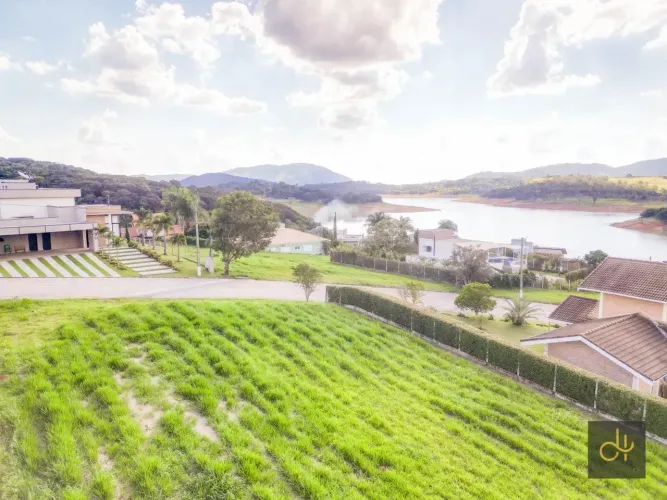 Terreno em Condomínio Náutico em Vargem - SP