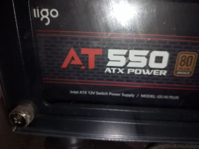 Fonte Aigo 550W ATX Power Selo 80 Plus Bronze - Completa na Caixa