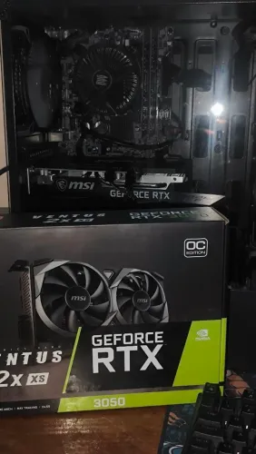 Placa de vídeo RTX 3050 Ventus 2X XS OC 8GB GDDR6 Funcionando perfeitamente.
