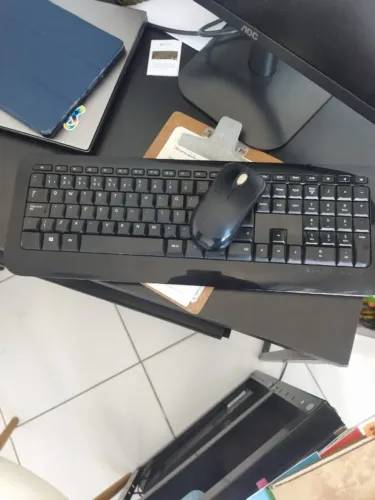 Teclado e mouse sem fio Microsoft - Excelente estado