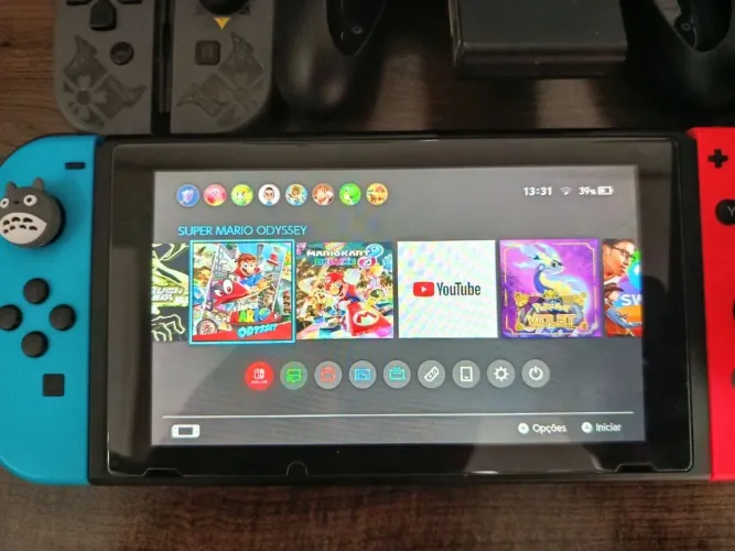 Nintendo switch V2 desbloqueado/mas banido +2 controles e bolsa