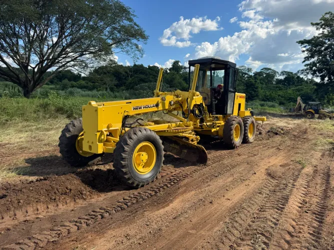 Motoniveladora 