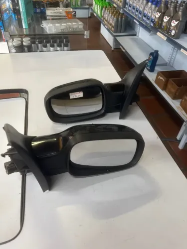 Par de Retrovisor Megane 06/13