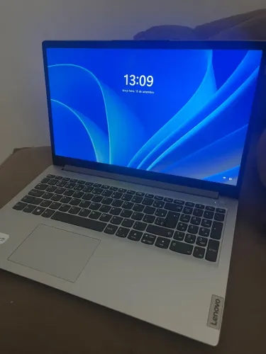 Notebook Lenovo