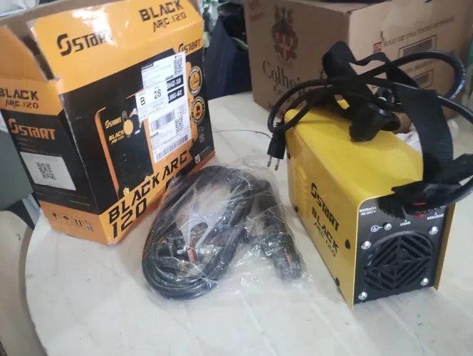 Vendo Máquina de solda zerada na caixa
