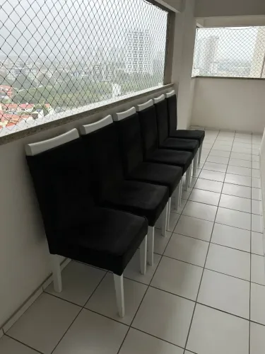 Jogo com 6 Cadeiras Estofadas - Bom Estado - Design Moderno Preto e Branco
