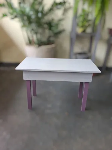 Mesa Pequena MDF + Madeira