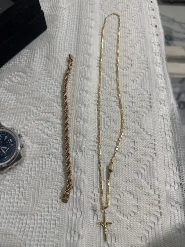Relíquia de joia : pulseira em ouro 18k 16g . É uma linda corrente em ouro 750k 10gramas