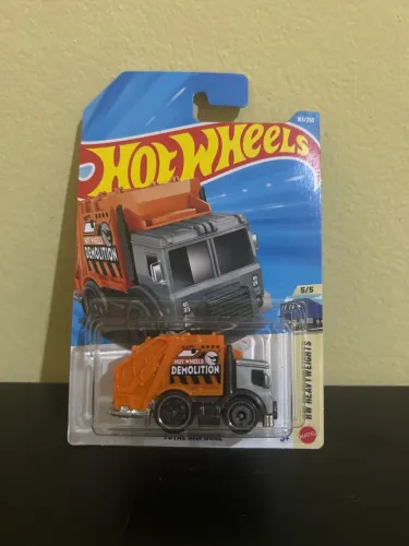 Hot wheels total disposal Th