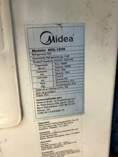 Ar condicionado midea 18.000 precisa higienizar e carga de gas
