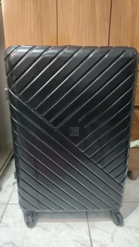 Mala de Viagem Baggagio Preta -Grande 23KG