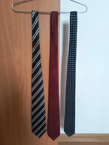 Gravata kit com 3 unidades original antiguidade único dono ótimo estado