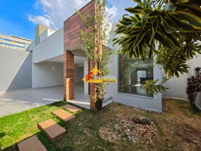 Casa à venda, 2 quartos, 2 suítes, 3 vagas, Liberdade - Divinópolis/MG
