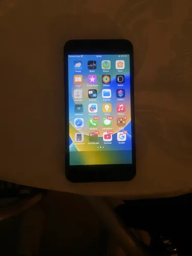 iPhone 8 Plus 