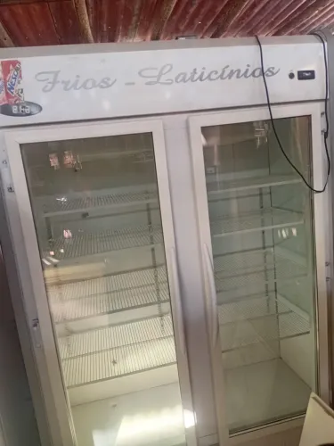 Expositor de frios e laticínios