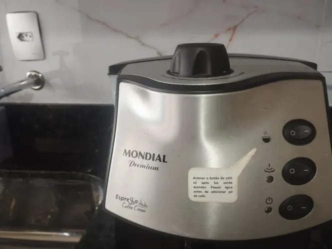Cafeteira Espresso coffee Marca Mondial