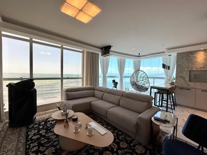 APARTAMENTO SHOWROOM FRENTE MAR PÉ NA AREIA - ALTO PADRÃO - ITAPEMA, SC