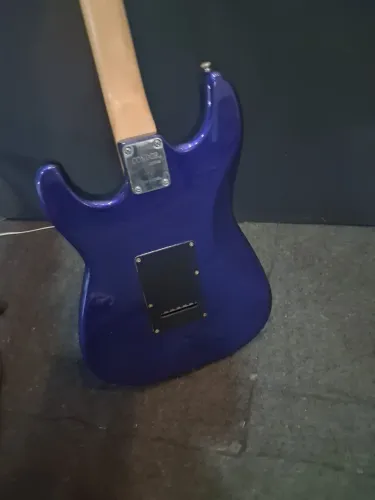 Guitarra Condor Rock