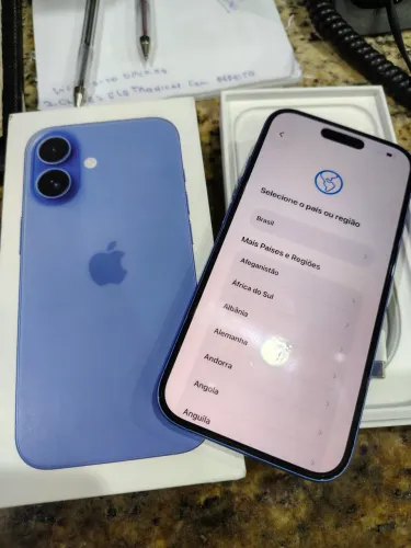 iPhone semi novo!