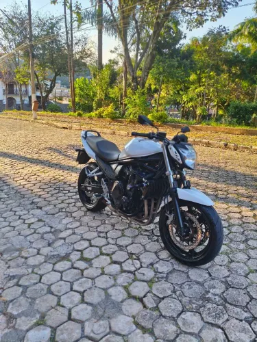 Suzuki GSX 650 novíssima