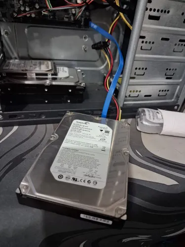 HD 750GB Seegate