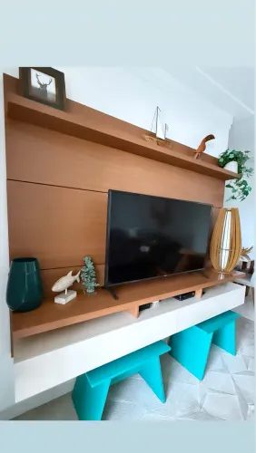 Painel + Rack Suspenso Tok&Stok