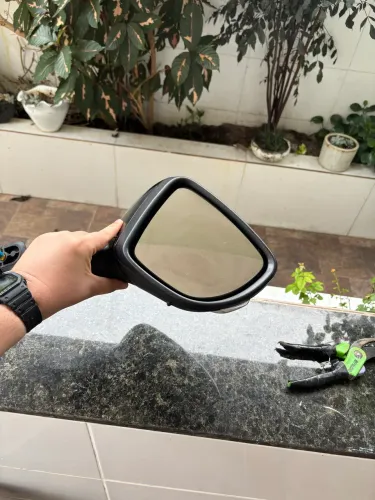 Retrovisor Renault Captur com Rebatimento elétrico