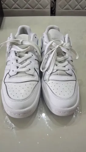 Adidas triple White tamanho 42