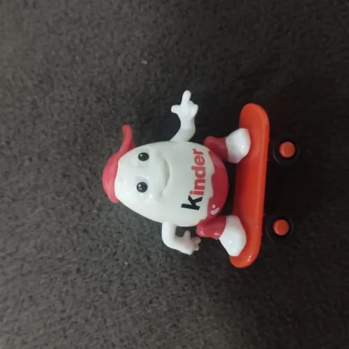 Antigos Kinder!! Troco por alguma que eu não tenho.tenha! 
