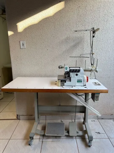 VENDO OVERLOCK INDUSTRIAL (PONTO CADEIA) - ZOJE