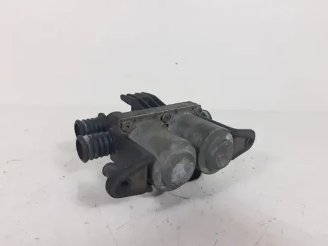Válvula Solenoide Água Ar Bmw X5 E53 4.4 V8 1999 2000 A 2006