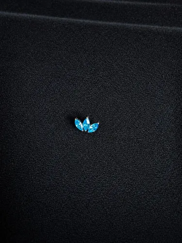 Piercing em titânio