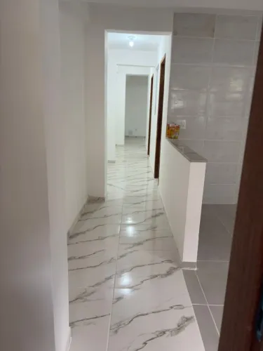 CASA BAIRRO BORBOLETA , 2 QUARTOS , SALA , COZINHA E AREA , PONTO DE ONIBUS NA PORTA