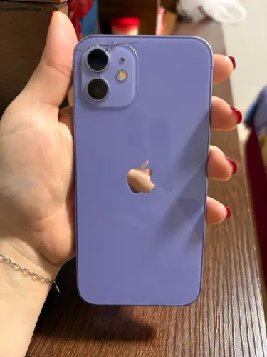 IPhone 12