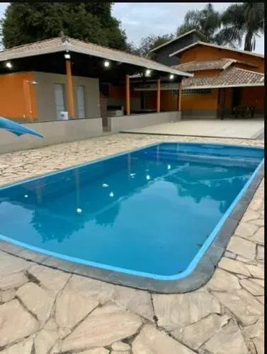 Sitio com piscina no Bairro Cidade Jardim em Esmeraldas.
