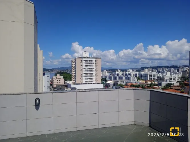 Apartamento com Vista Mar à venda no bairro Abraão em Florianópolis