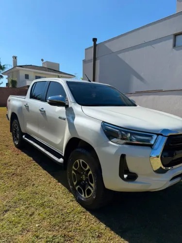 Toyota Hilux CD SRX 4X4 2.8 TDI 16V Diesel Aut. 2022
