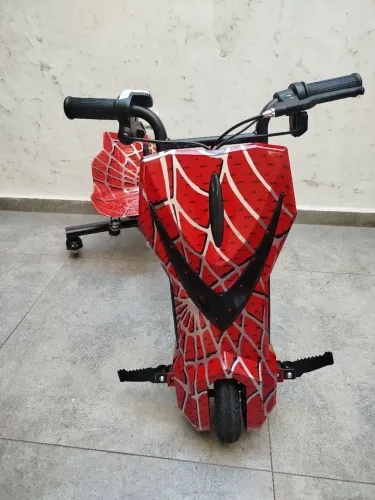 Triciclo Elétrico Drift Homem Aranha Bluetooth Led 300w Até 90kg