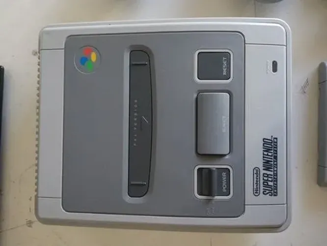 Console Super Nintendo Famicom Original + 1 jogo incluso