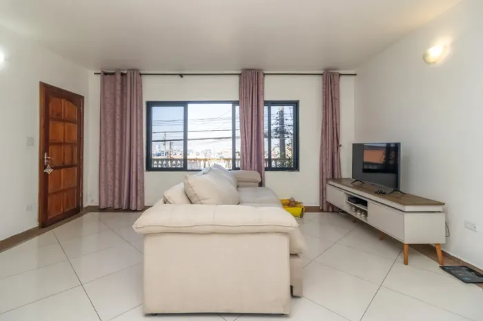 Casa para venda em Freguesia do Ó com 5 dormitórios, sendo 1 suíte, 2 vagas, 220m²